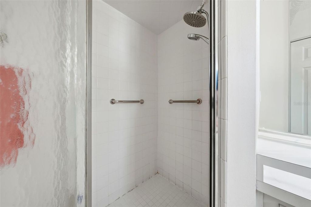 Image 22 of property listing at 10780 SE 174TH PLACE, Summerfield, FL 34491