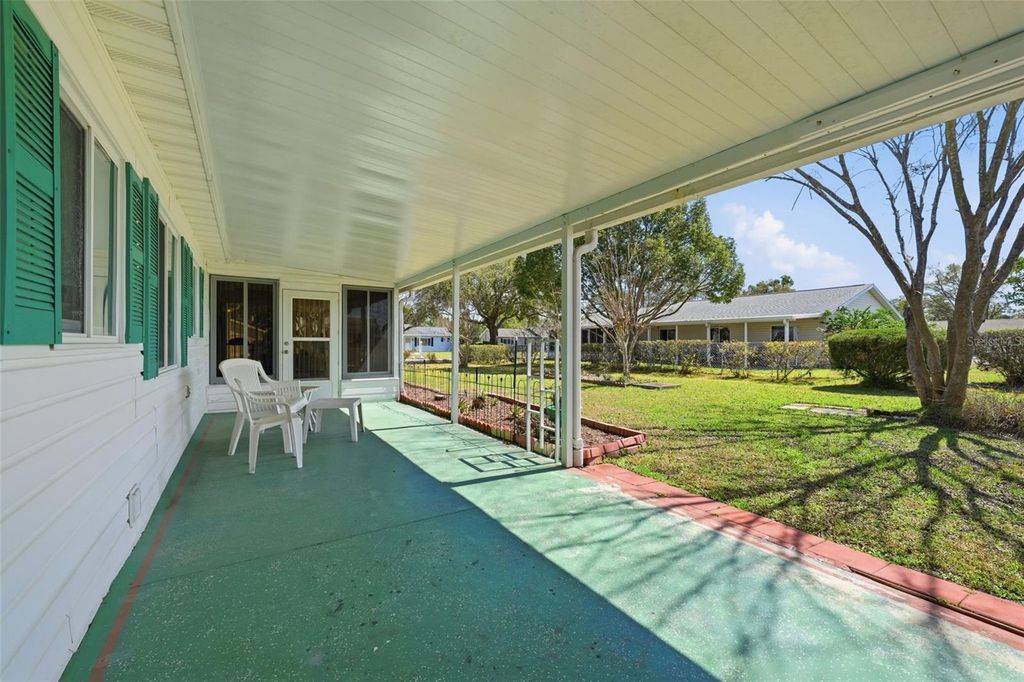 Image 33 of property listing at 10780 SE 174TH PLACE, Summerfield, FL 34491