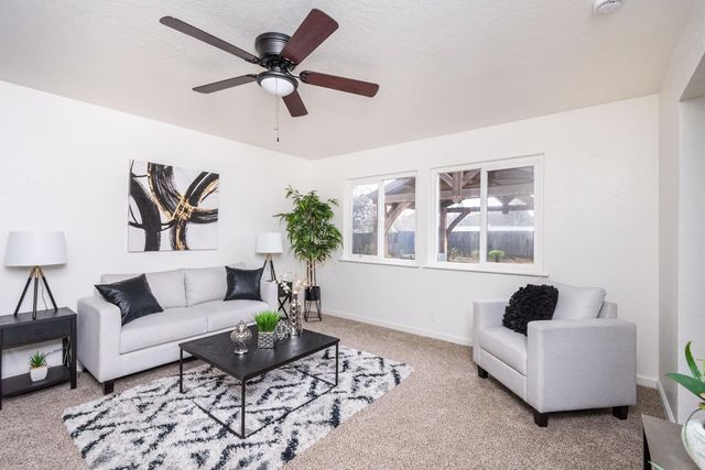 6613 Mirwood Ct, Orangevale, CA 95662