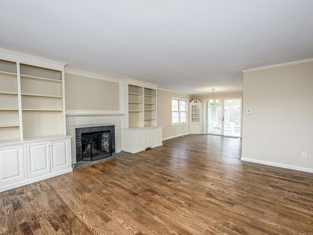 3 Essex Lane 3, Madison, CT 06443