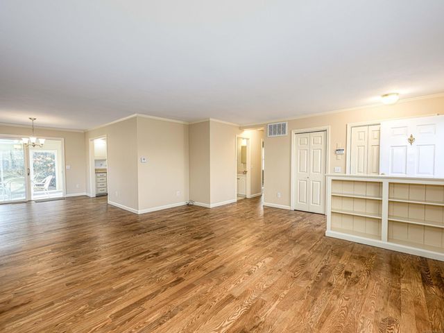 3 Essex Lane 3, Madison, CT 06443