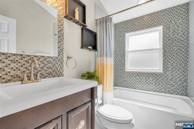 519 Ryeside Avenue, New Milford, NJ 07646