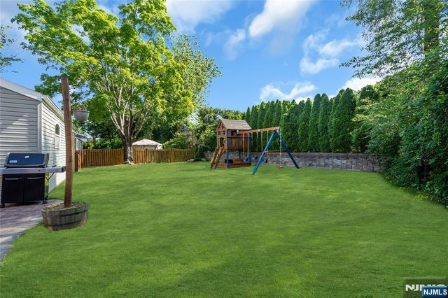 519 Ryeside Avenue, New Milford, NJ 07646