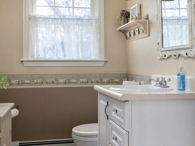 59 Spice Bush Trail, Narragansett, RI 02882