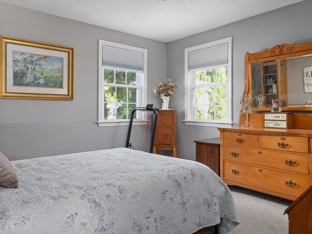 59 Spice Bush Trail, Narragansett, RI 02882