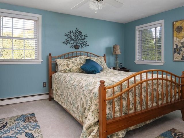 59 Spice Bush Trail, Narragansett, RI 02882