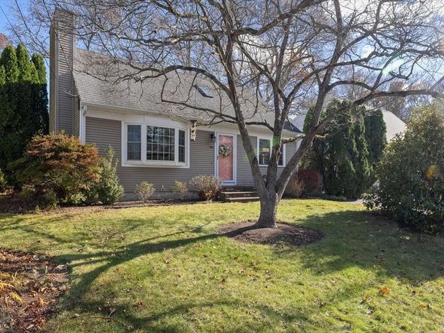 59 Spice Bush Trail, Narragansett, RI 02882