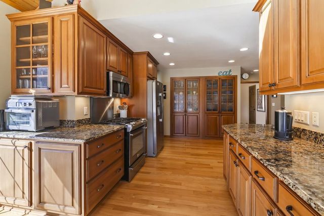 W318S3638 Perkins ROAD, Waukesha, WI 53189