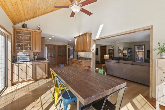 W318S3638 Perkins ROAD, Waukesha, WI 53189