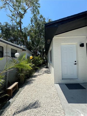 111 NW 7th Avenue, Dania Beach, FL 33004