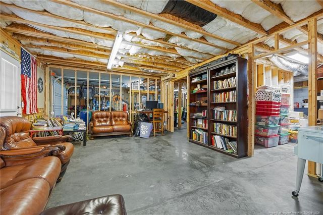 6 S Allyson Place, Vass, NC 28394