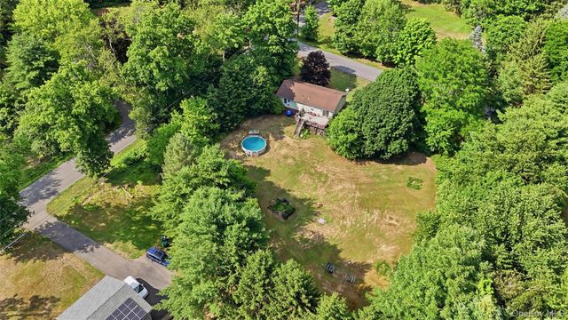 4 Riverside Drive, Pine Bush, NY 12566