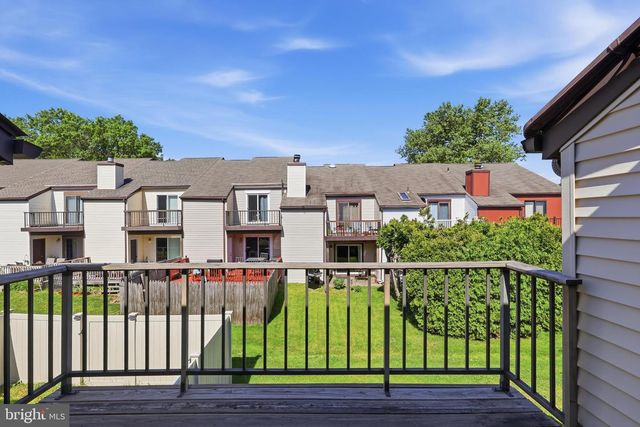 175 MONROE CT, Holland, PA 18966