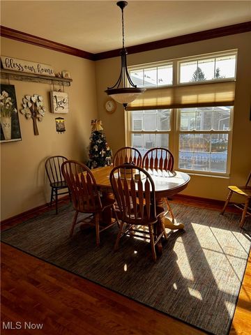 2452 Barrington Way 424, Wooster, OH 44691