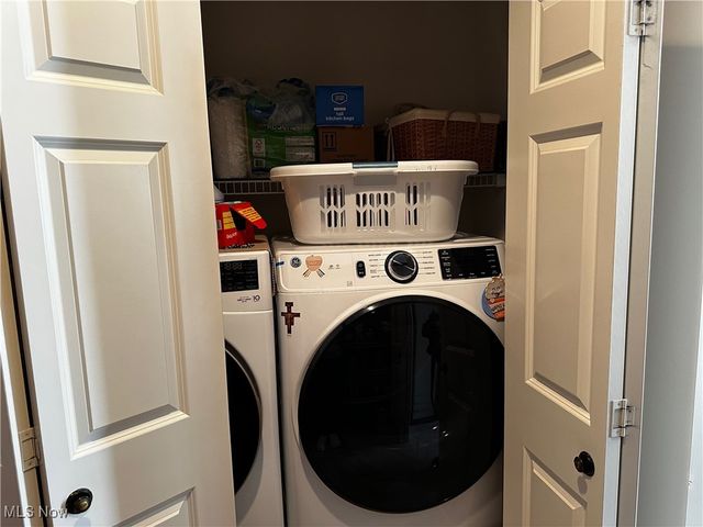 2452 Barrington Way 424, Wooster, OH 44691