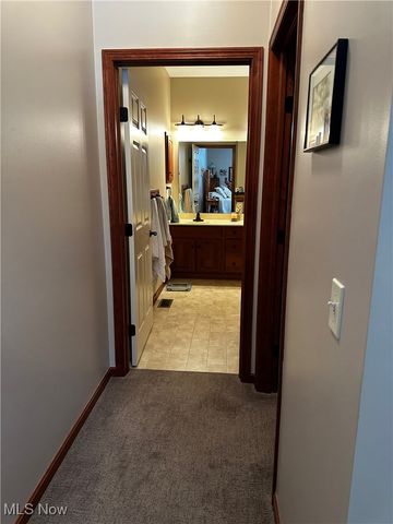 2452 Barrington Way 424, Wooster, OH 44691