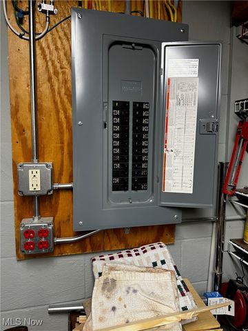 2452 Barrington Way 424, Wooster, OH 44691