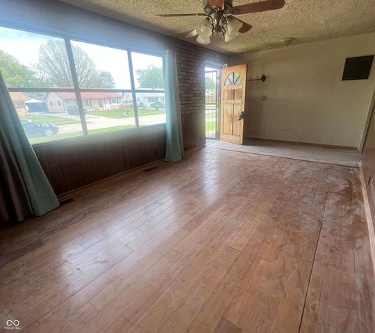476 Carol Drive, Greenwood, IN 46143