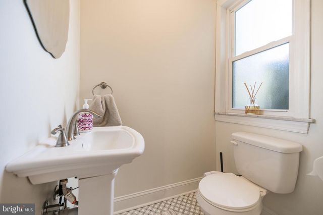 2978 E THOMPSON ST, Philadelphia, PA 19134