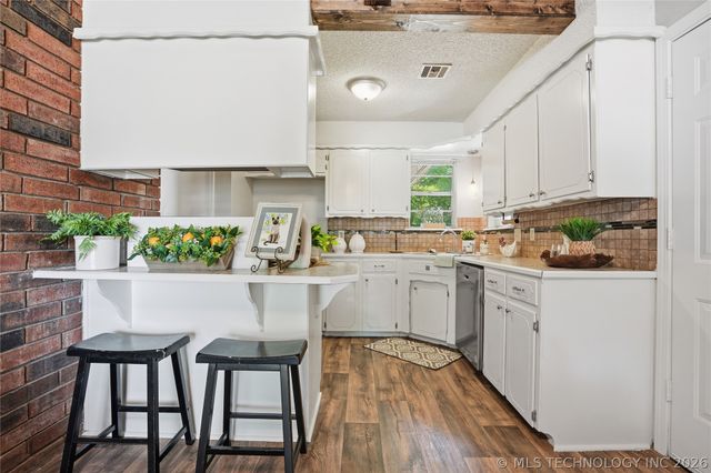 1636 S Pine Avenue, Broken Arrow, OK 74012