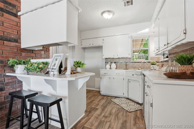 1636 S Pine Avenue, Broken Arrow, OK 74012