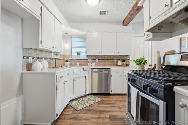 1636 S Pine Avenue, Broken Arrow, OK 74012