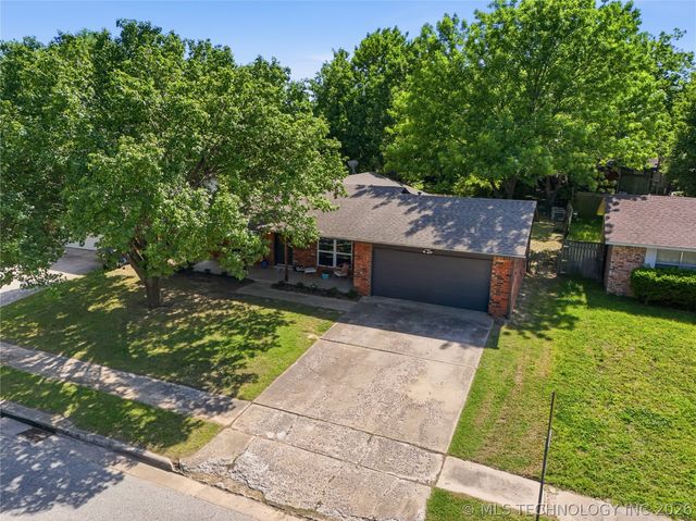 1636 S Pine Avenue, Broken Arrow, OK 74012