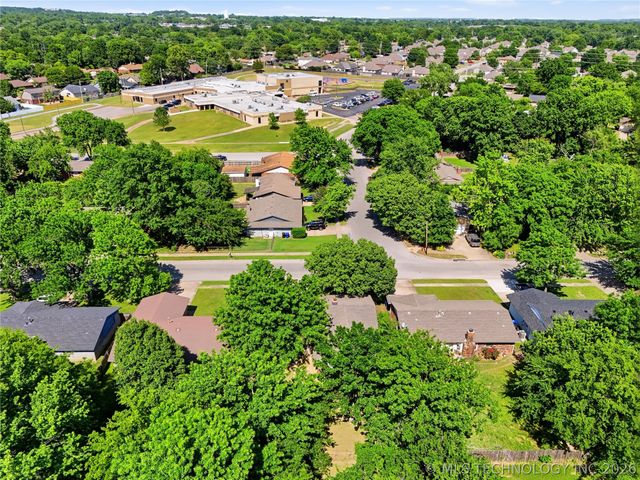 1636 S Pine Avenue, Broken Arrow, OK 74012