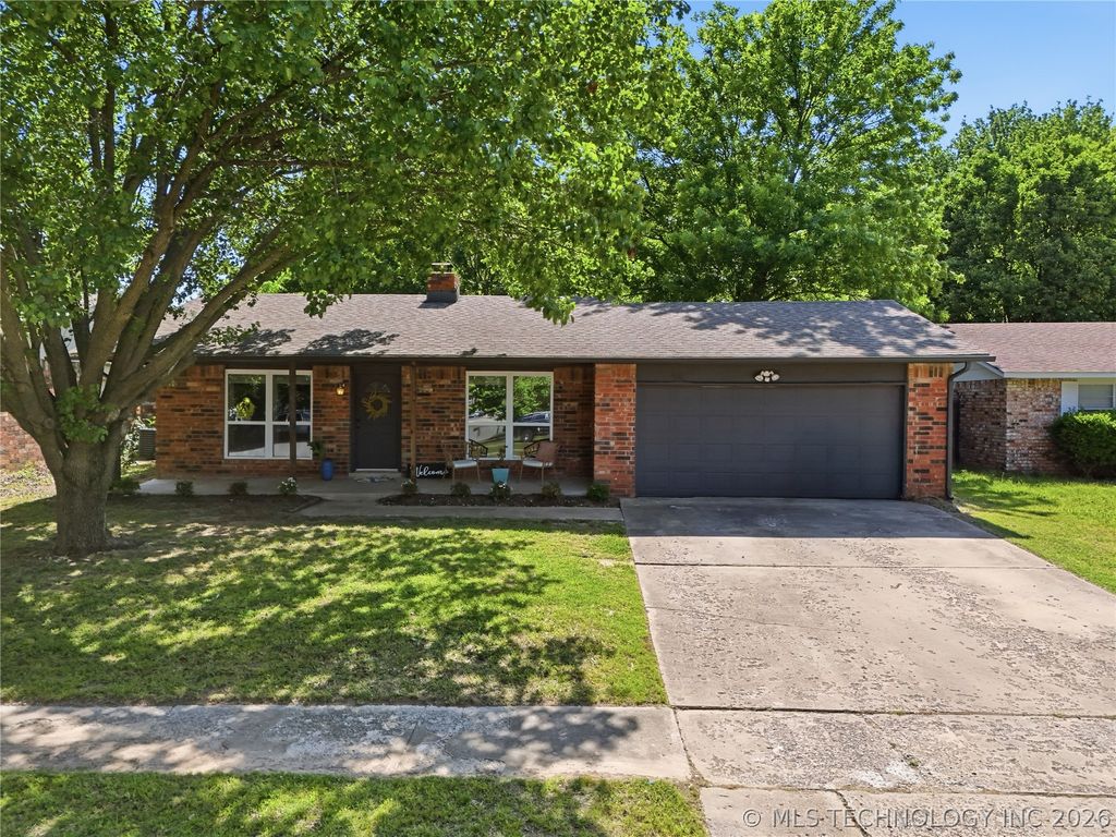 1636 S Pine Avenue, Broken Arrow, OK 74012