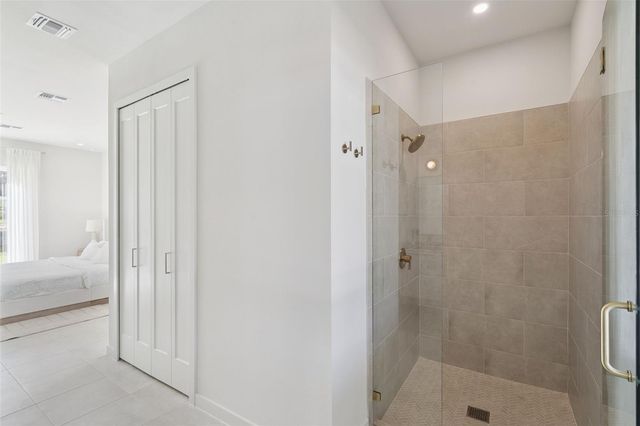 295 SKYFIELD COURT, Lady Lake, FL 32159