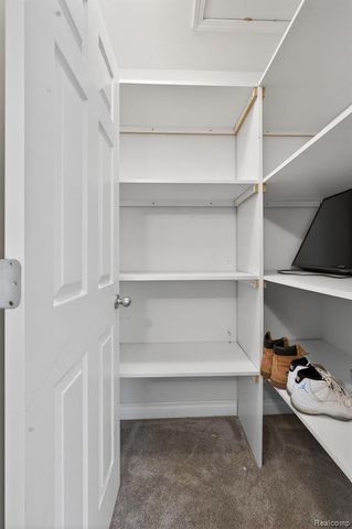 9399 Oakdale Street, Clay, MI 48001