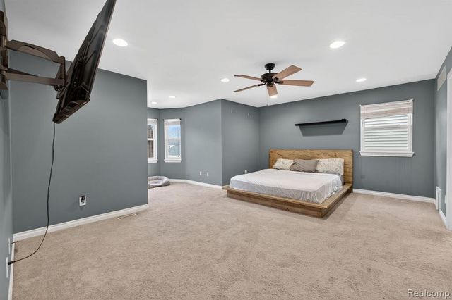 9399 Oakdale Street, Clay, MI 48001