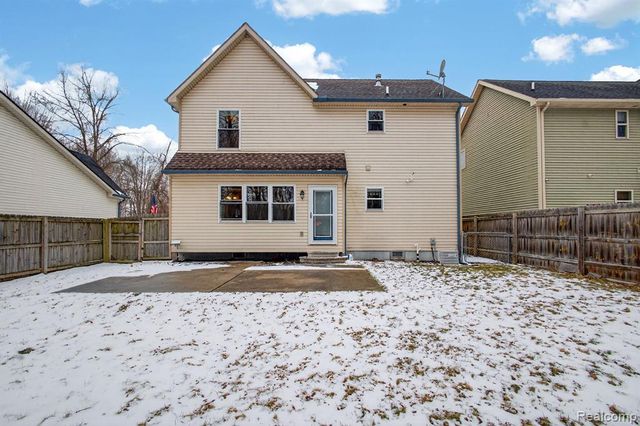 9399 Oakdale Street, Clay, MI 48001