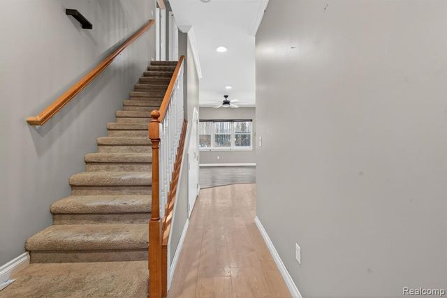 9399 Oakdale Street, Clay, MI 48001