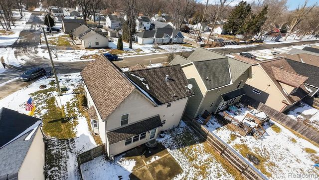 9399 Oakdale Street, Clay, MI 48001