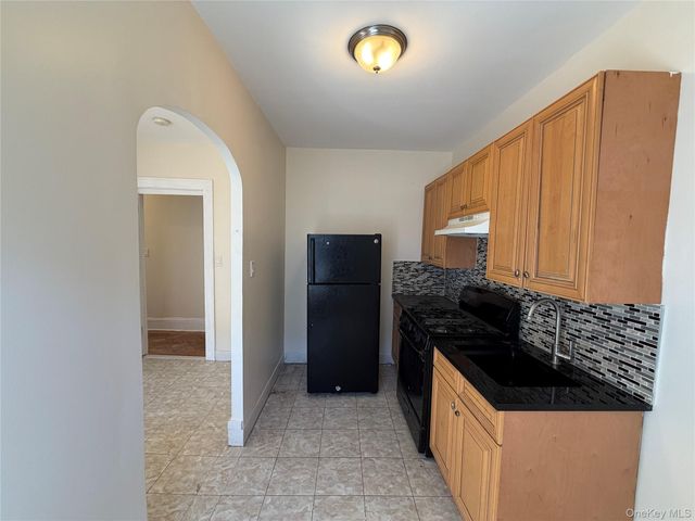 610 Palisade Avenue 2nd Fl, Yonkers, NY 10703