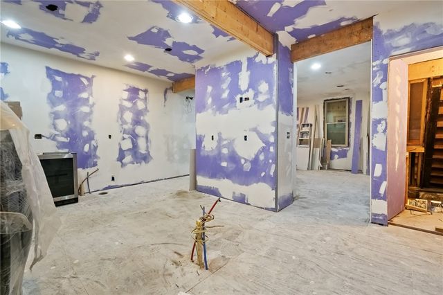 5149 Hillcrest St, Garfield, PA 15224