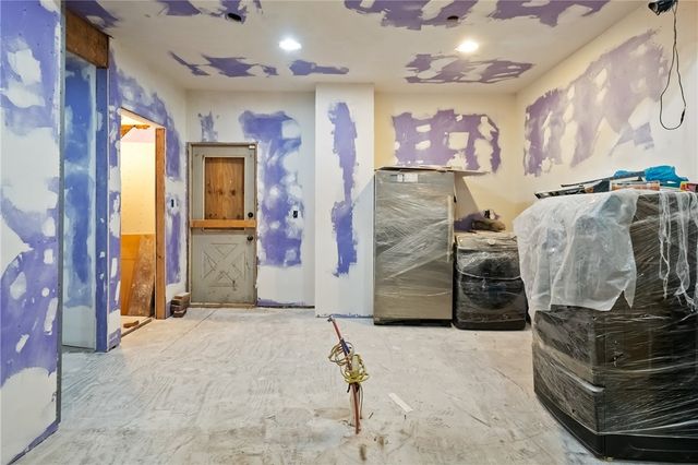 5149 Hillcrest St, Garfield, PA 15224