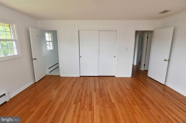 437 BEECHCROFT RD, Winchester, VA 22601