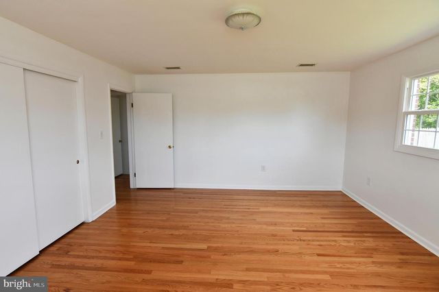 437 BEECHCROFT RD, Winchester, VA 22601