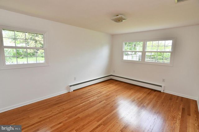 437 BEECHCROFT RD, Winchester, VA 22601