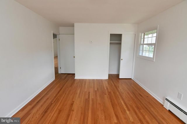 437 BEECHCROFT RD, Winchester, VA 22601
