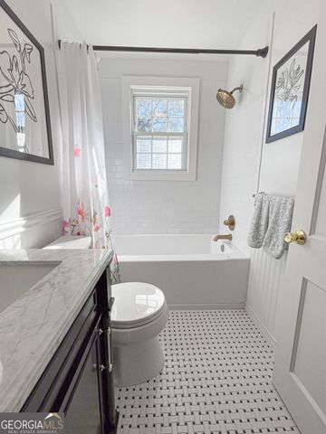 2224 E 38th Street, Savannah, GA 31404