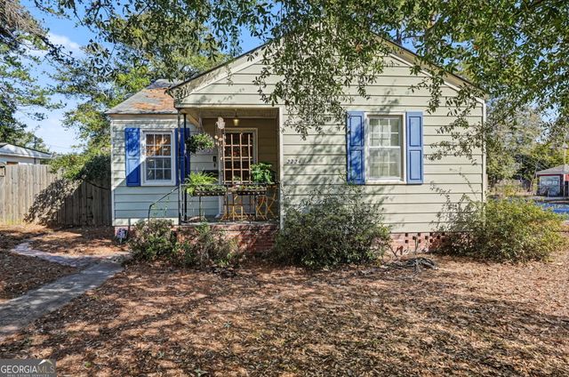 2224 E 38th Street, Savannah, GA 31404