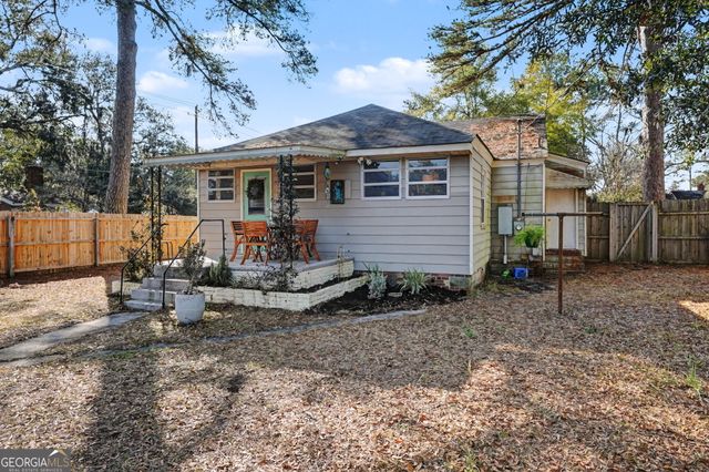 2224 E 38th Street, Savannah, GA 31404