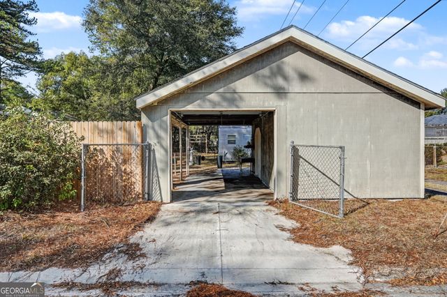 2224 E 38th Street, Savannah, GA 31404