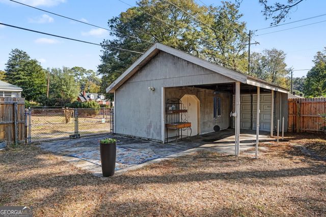 2224 E 38th Street, Savannah, GA 31404