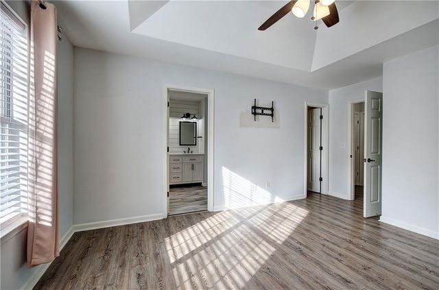 21 Oak Grove Ln NW, Adairsville, GA 30103