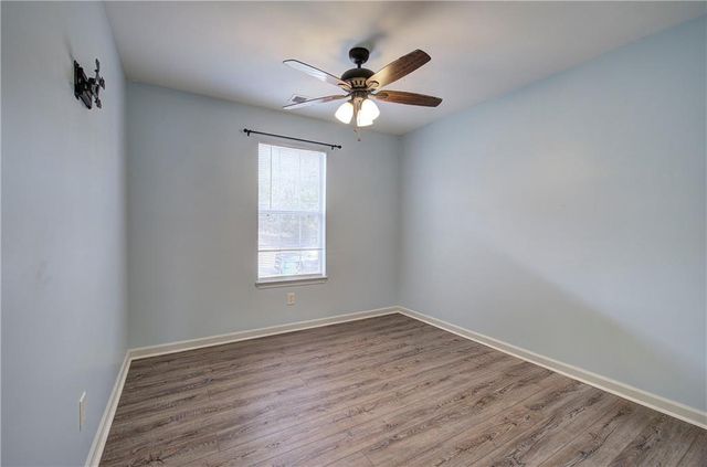 21 Oak Grove Ln NW, Adairsville, GA 30103