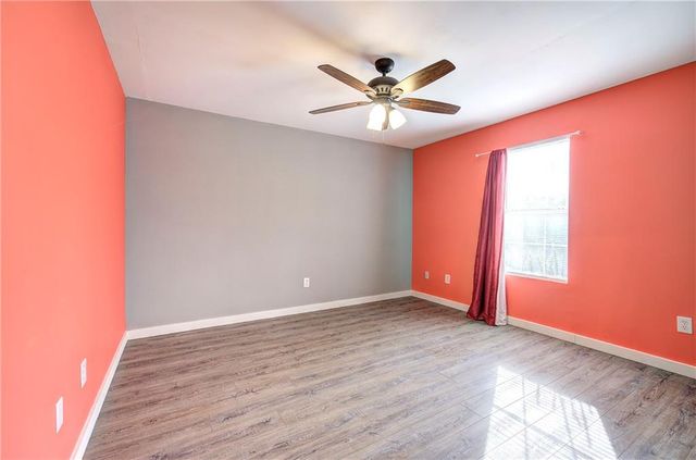 21 Oak Grove Ln NW, Adairsville, GA 30103